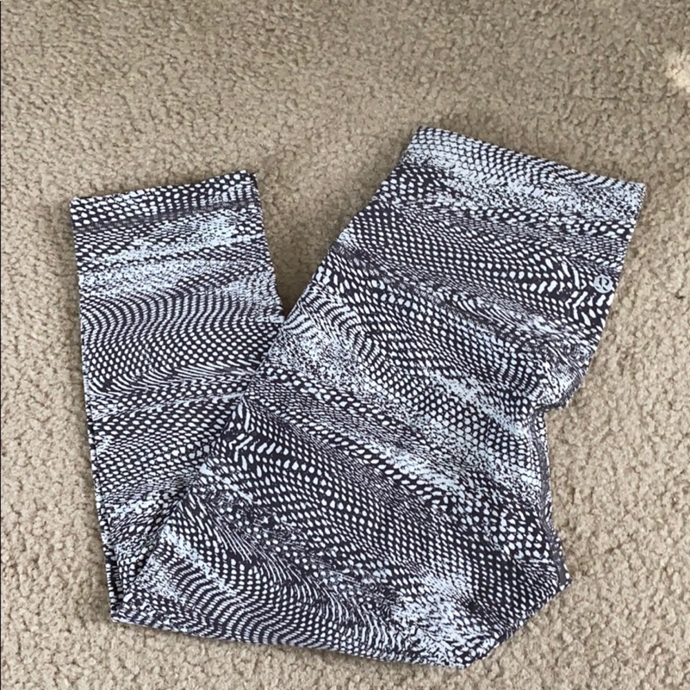 Lululemon align crop 21 inch